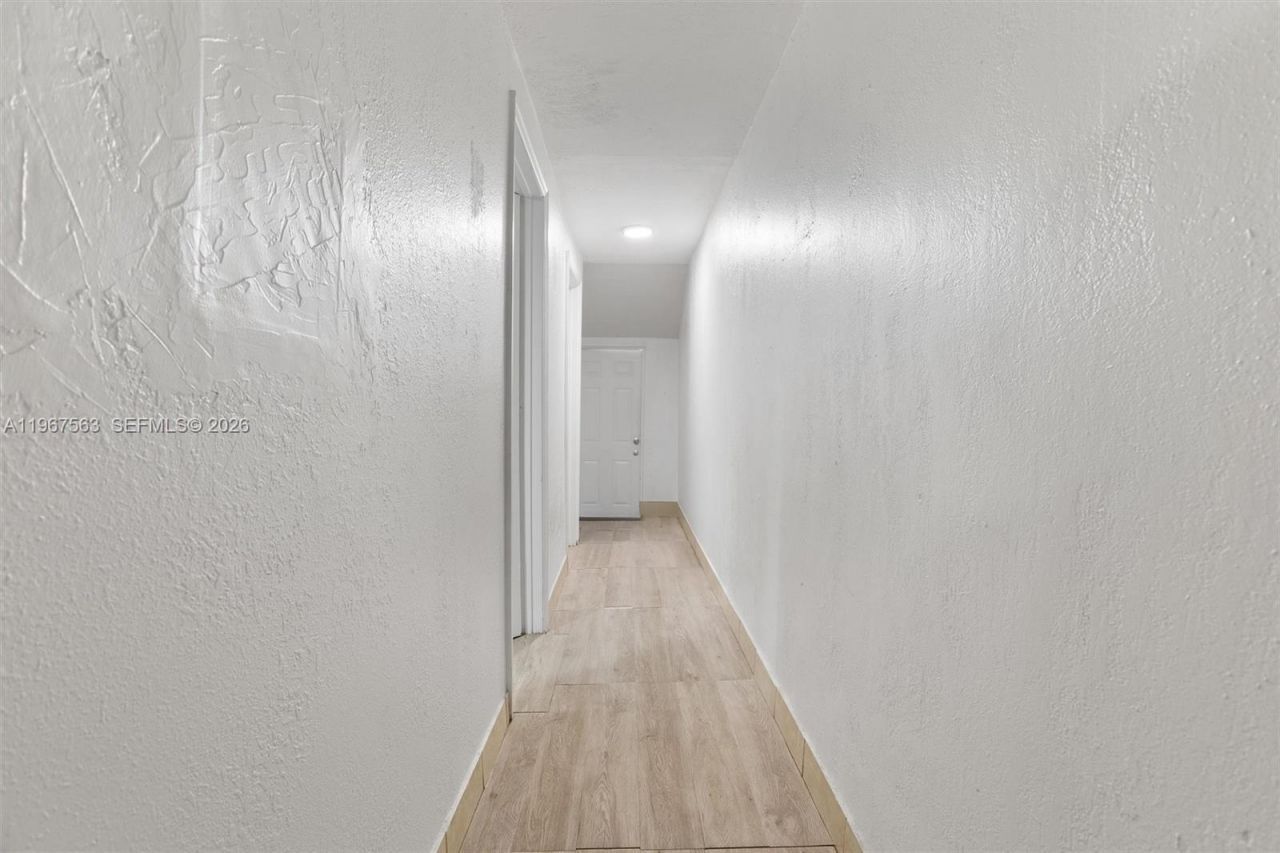 10601 SW 172nd St , Miami, FL 33157 Photo