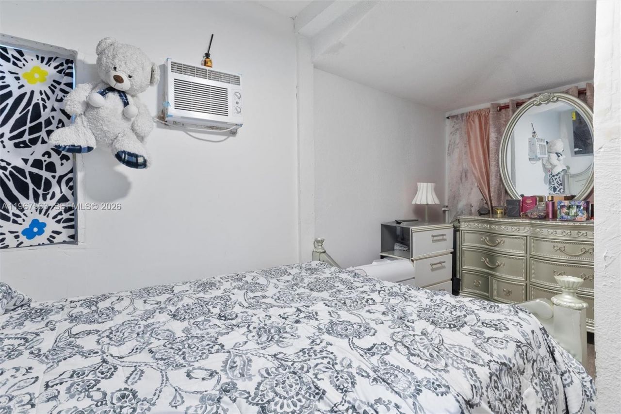 10601 SW 172nd St , Miami, FL 33157 Photo