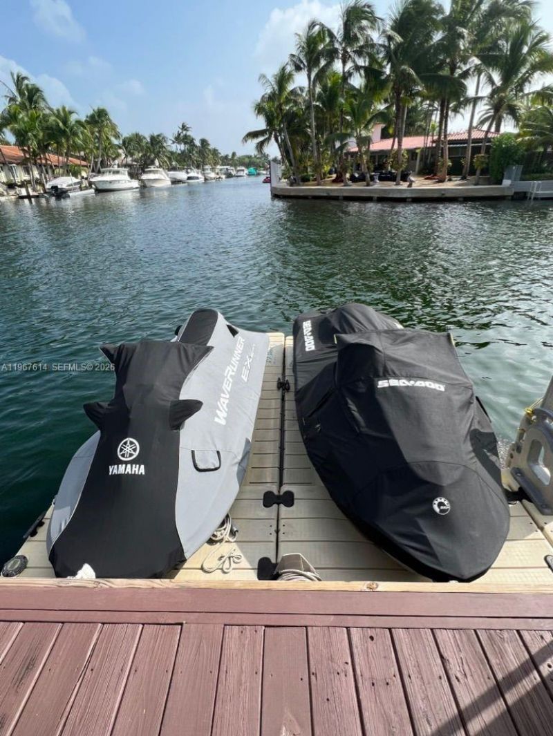 2430 NE 135th St , Unit 105, North Miami, FL 33181 Photo