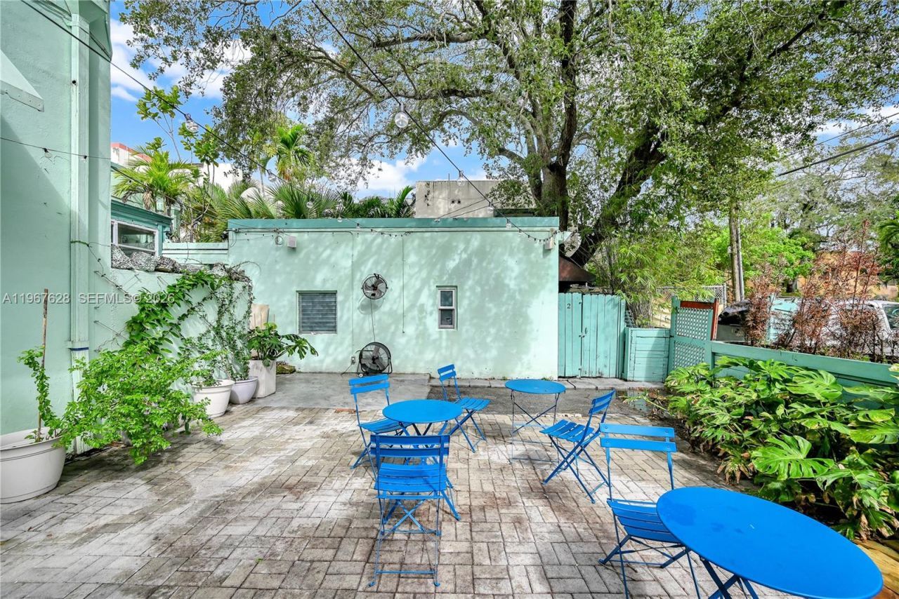 7613 Biscayne Blvd , Miami, FL 33138 Photo