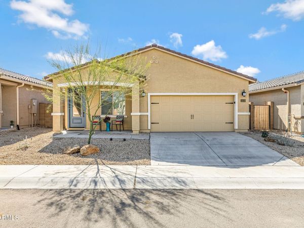 11513 W ARRON Drive, Youngtown, AZ 85363