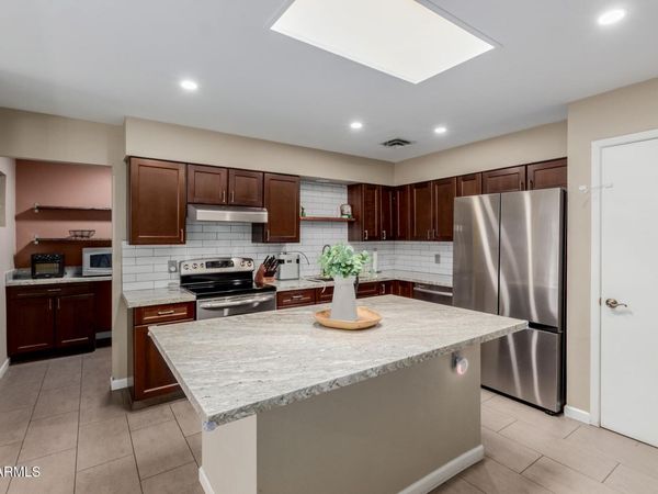 1041 E GARNET Avenue, Mesa, AZ 85204