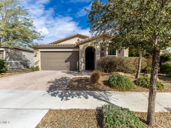18474 W IPSWITCH Way, Surprise, AZ 85374