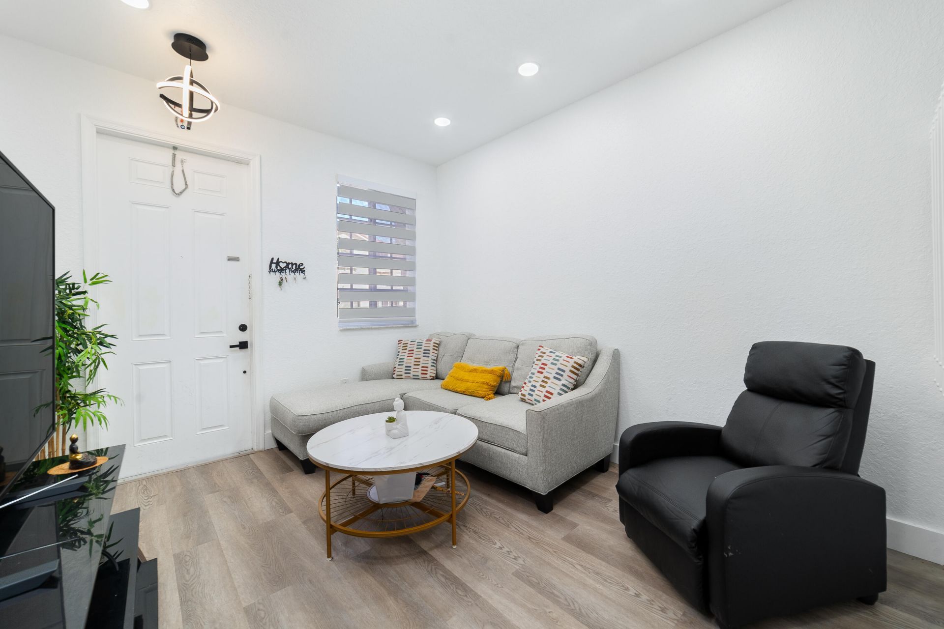 21105 NW 14th Place, Unit 4, Miami Gardens, FL 33169 Photo