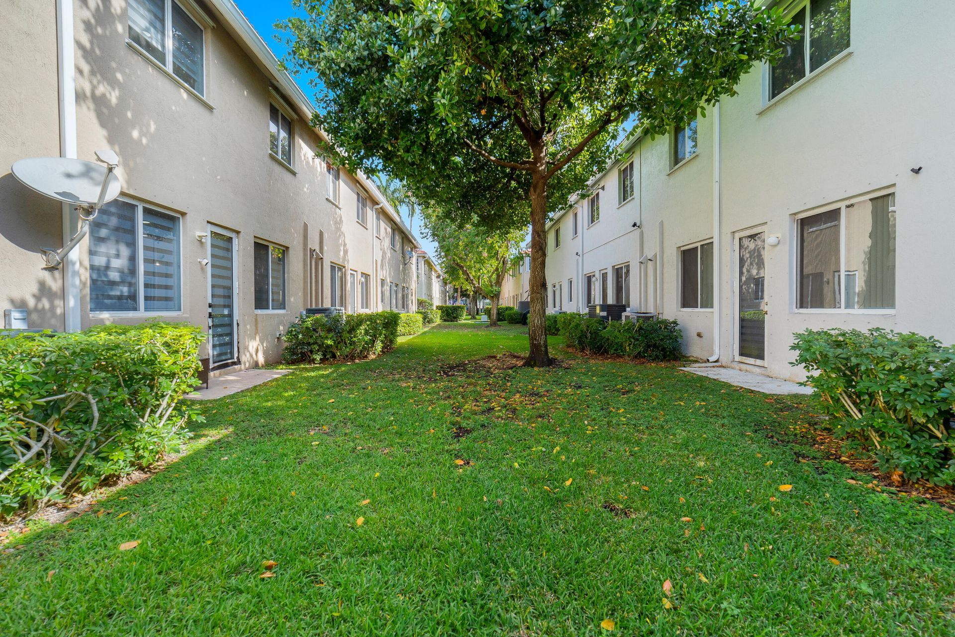 21105 NW 14th Place, Unit 4, Miami Gardens, FL 33169 Photo