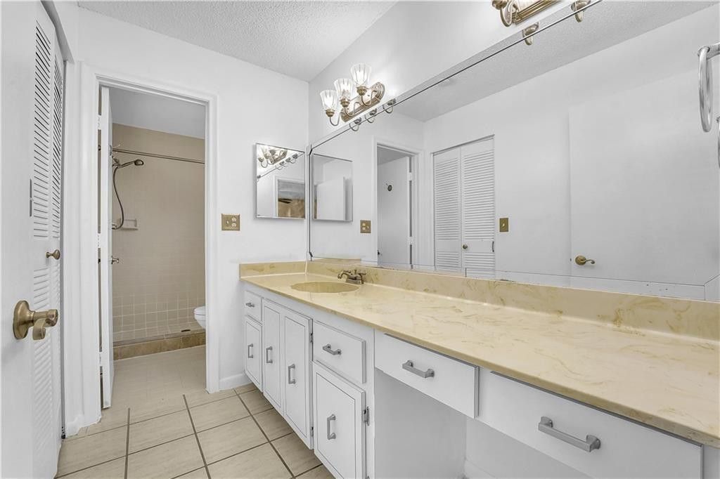 1023 Banks Rd, Unit 201, Pompano Beach, FL 33063 Photo