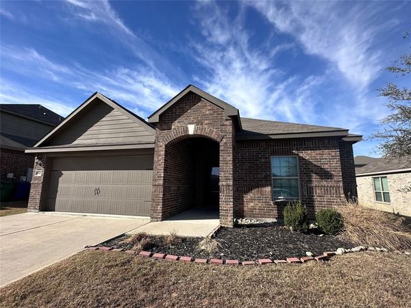 1840 Chesapeake Drive, Crowley, TX 76036