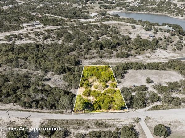 3250 Beacon Lake Drive, Bluff Dale, TX 76433
