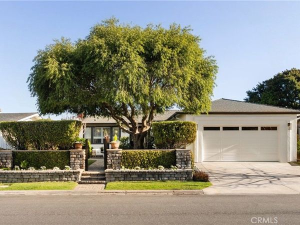 453 Seaward Road, Corona Del Mar, CA 92625