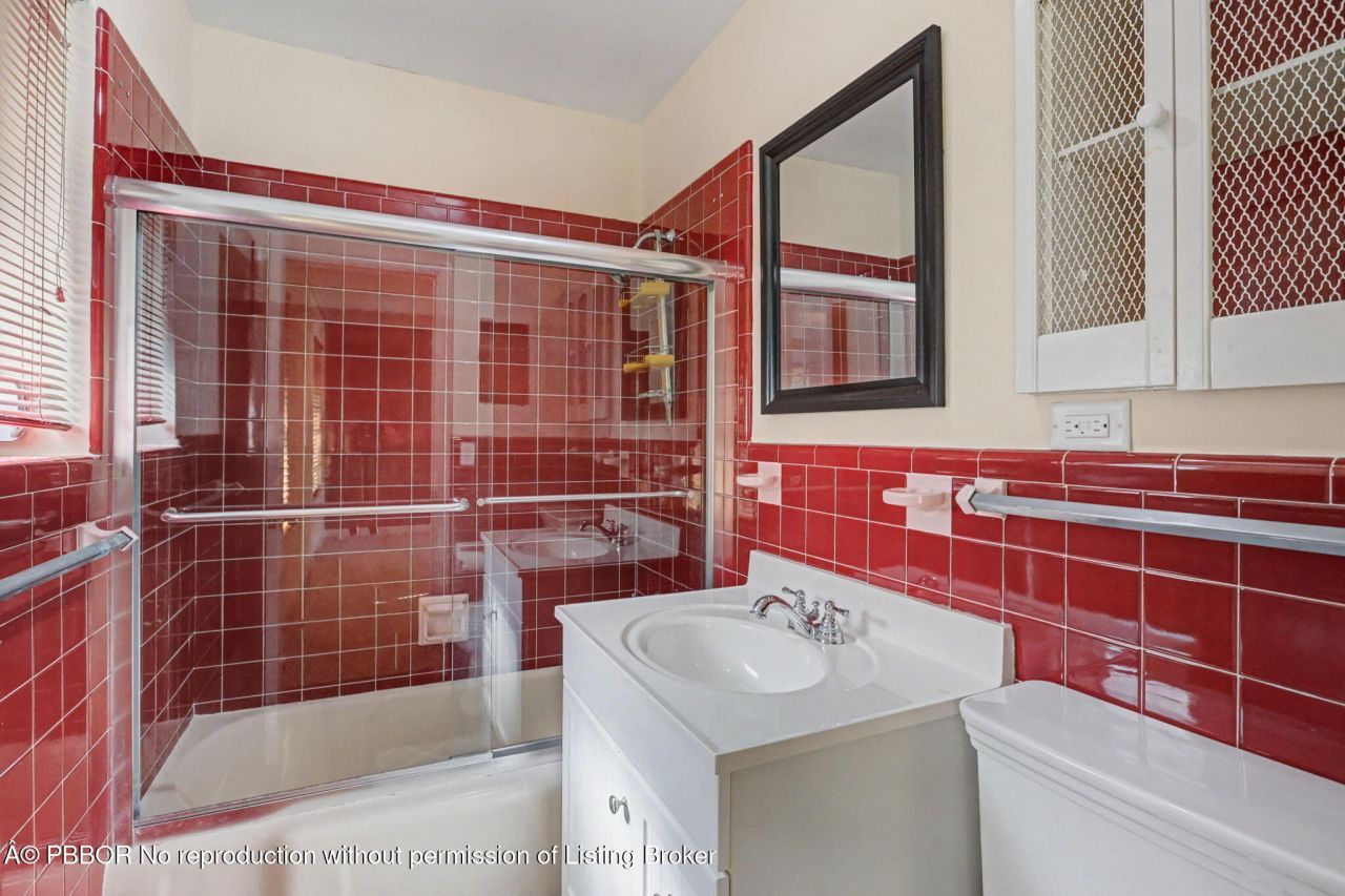 240 Oleander Avenue, Unit 244, Palm Beach, FL 33480 Photo