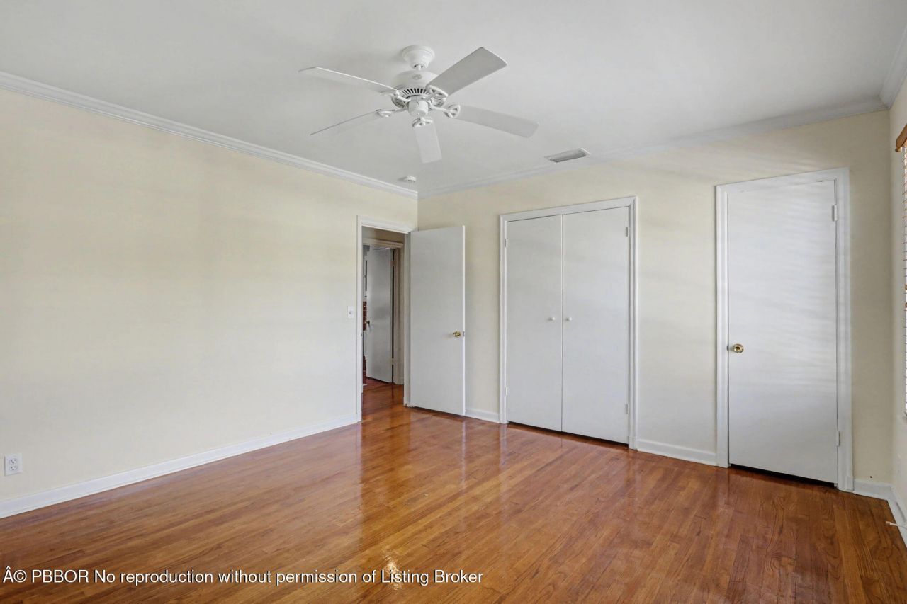 240 Oleander Avenue, Unit 244, Palm Beach, FL 33480 Photo