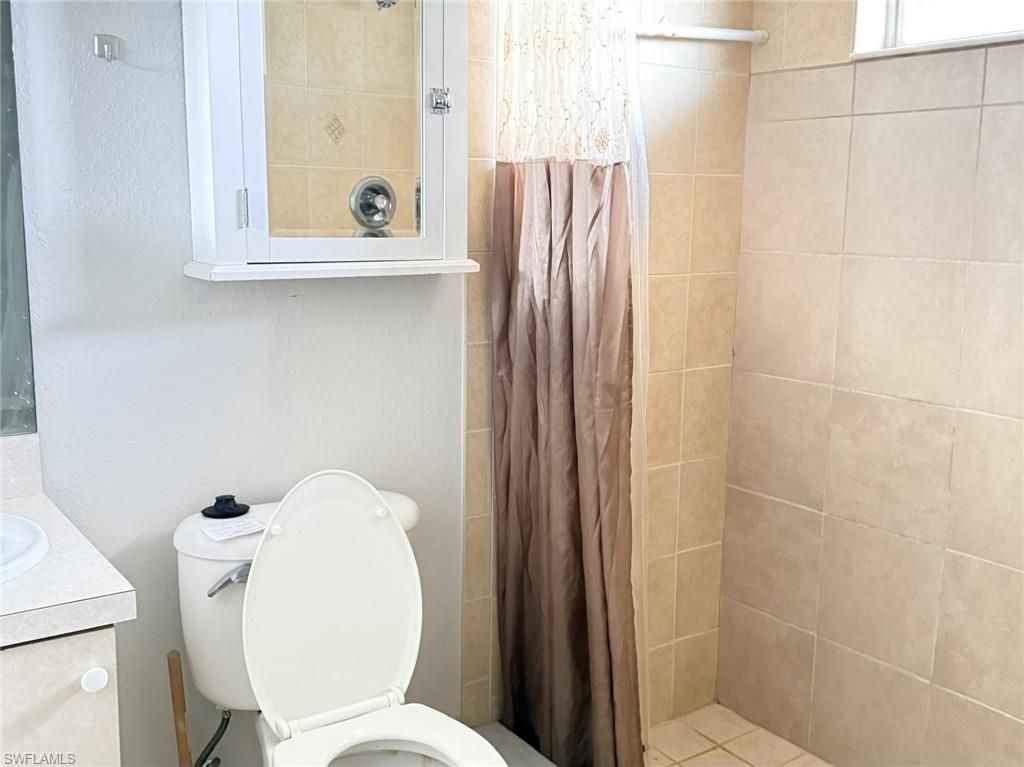 1817 Santa Barbara Blvd, Cape Coral, FL 33991 Photo