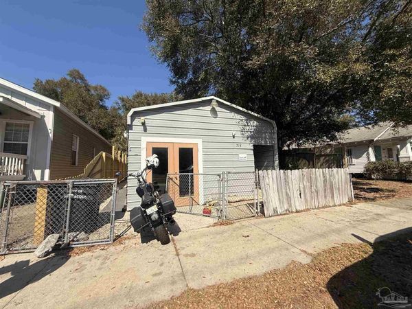 518 W La Rua St, Pensacola, FL 32501