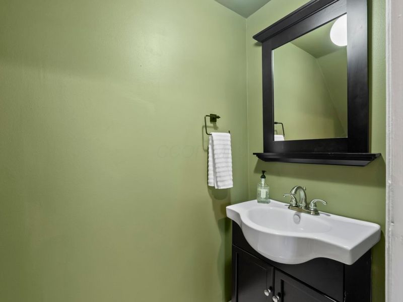 1373 S 4th Street, Columbus, OH 43207 Photo 10