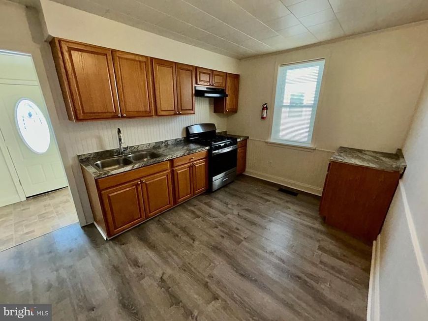 218 W Carpenter Avenue, Myerstown, PA 17067 Main Photo