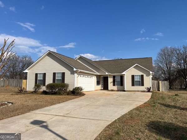 121 Foxchase Court, Mcdonough, GA 30253