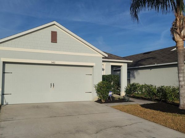 542 Armoyan Way, New Smyrna Beach, FL 32168