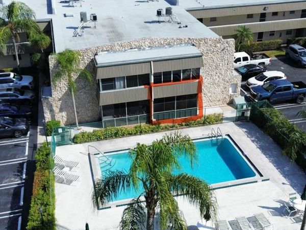 126 Sparrow Drive, Unit 22a, Royal Palm Beach, FL 33411