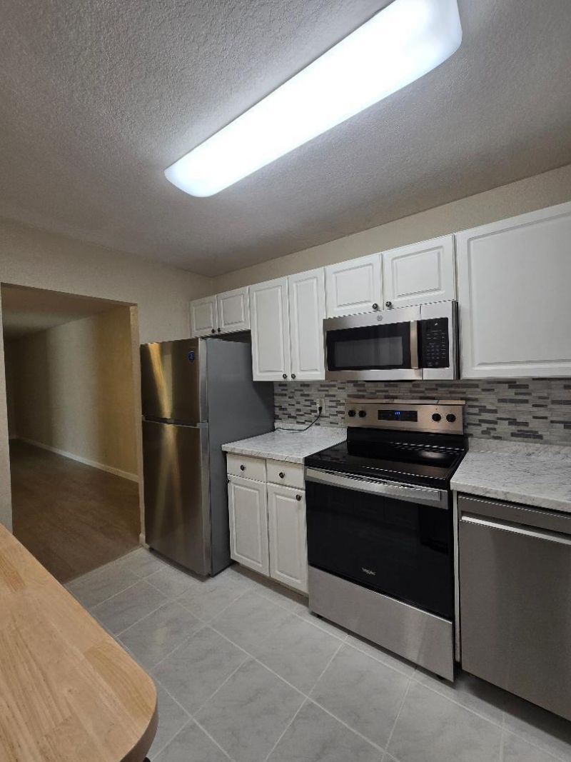 126 Sparrow Drive, Unit 22a, Royal Palm Beach, FL 33411 Photo