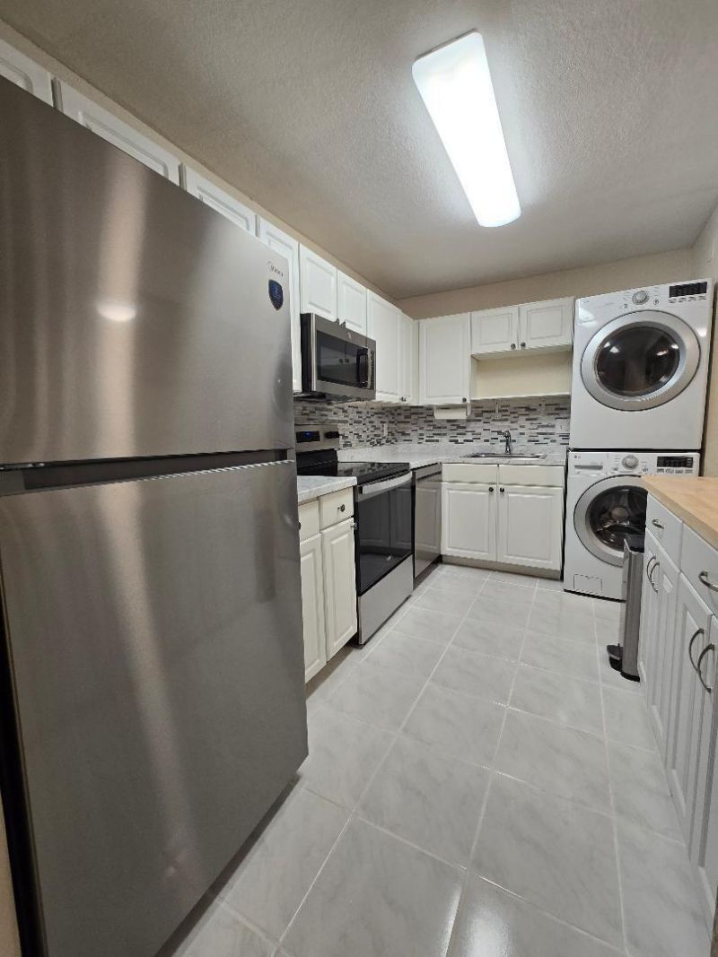 126 Sparrow Drive, Unit 22a, Royal Palm Beach, FL 33411 Photo