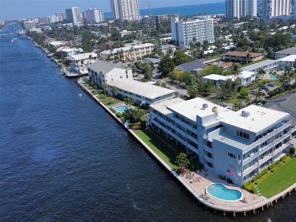 1201 S Riverside Drive, Unit 207, Pompano Beach, FL 33062