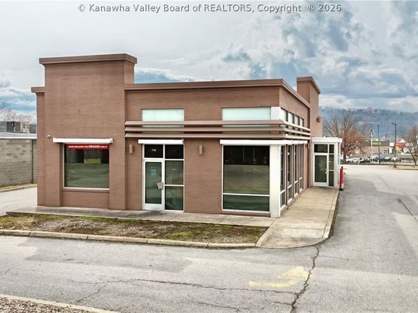 741 W Washington Street, Charleston, WV 25302