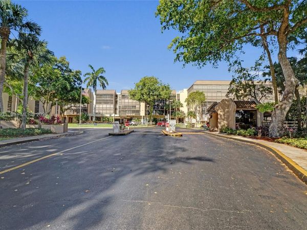 2814 N 46th Ave , Unit H376, Hollywood, FL 33021