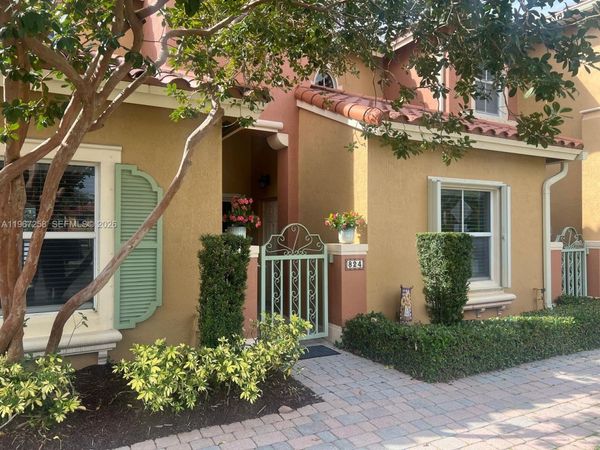 824 SW 143rd Ter , Unit 203, Pembroke Pines, FL 33027