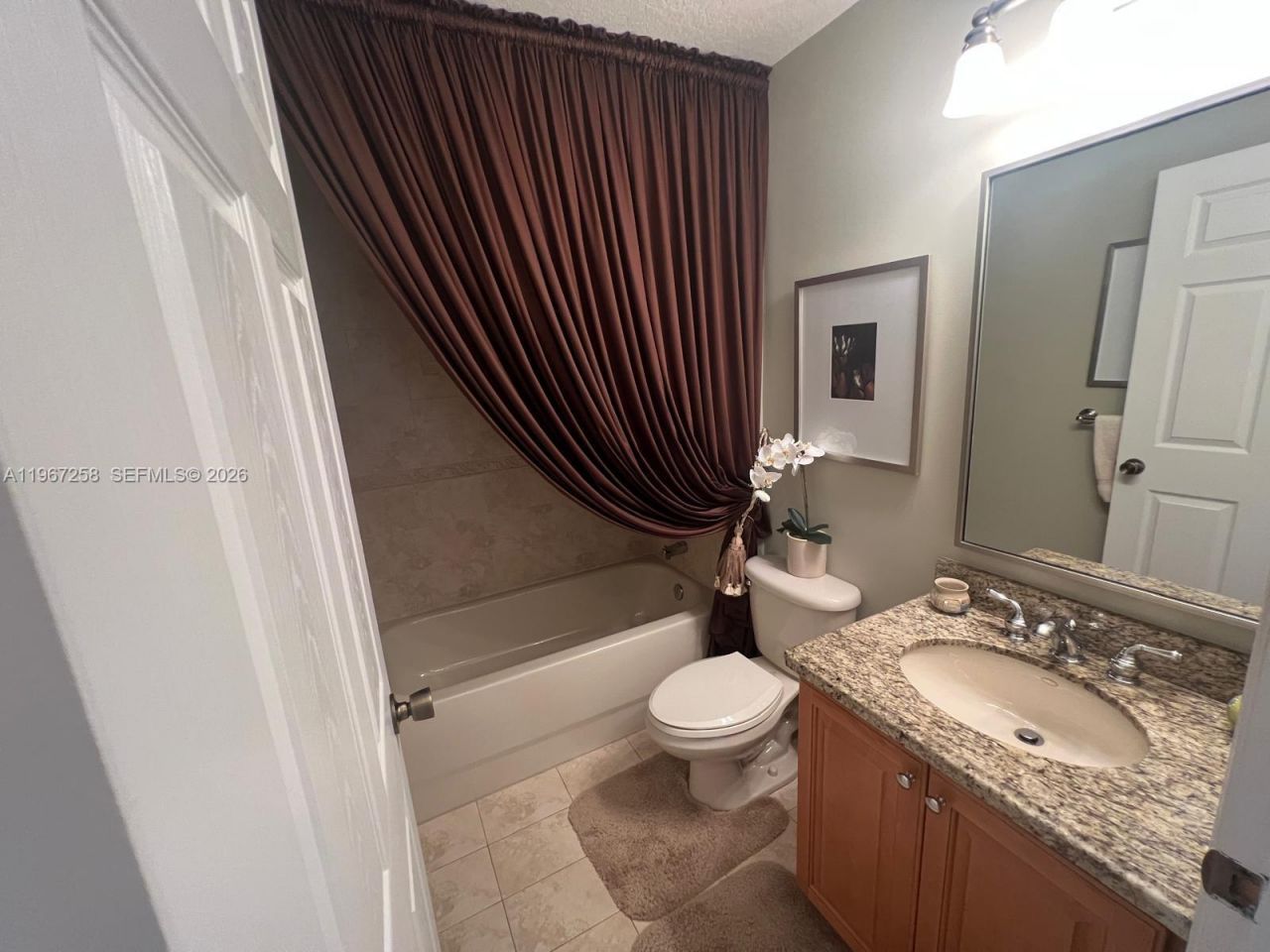 824 SW 143rd Ter, Unit 203, Pembroke Pines, FL 33027 Photo
