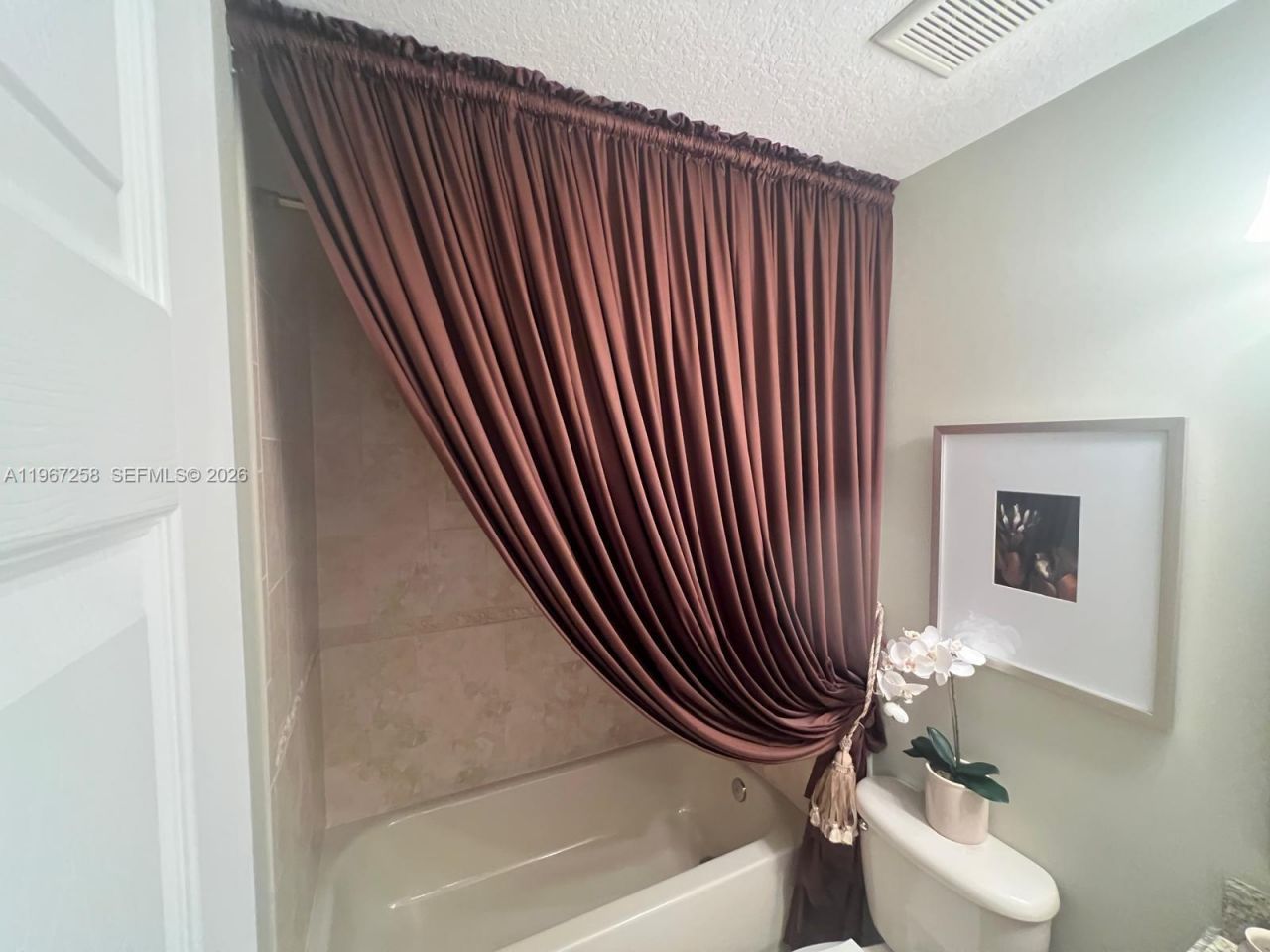 824 SW 143rd Ter , Unit 203, Pembroke Pines, FL 33027 Photo