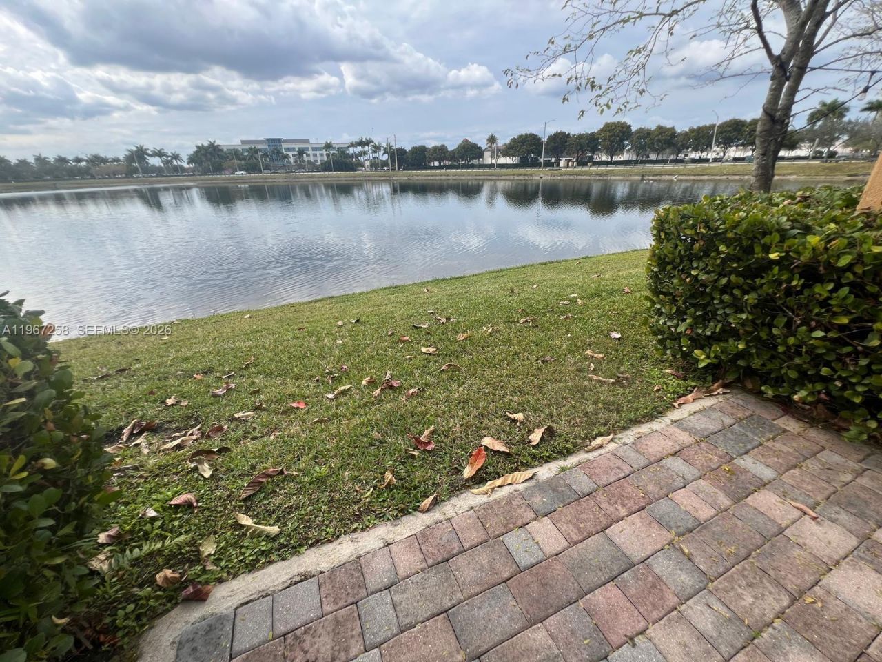 824 SW 143rd Ter, Unit 203, Pembroke Pines, FL 33027 Photo