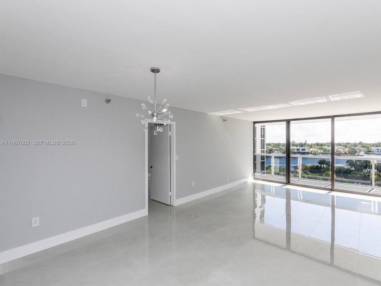 20505 E Country Club Dr, Unit 634, Aventura, FL 33180 Photo