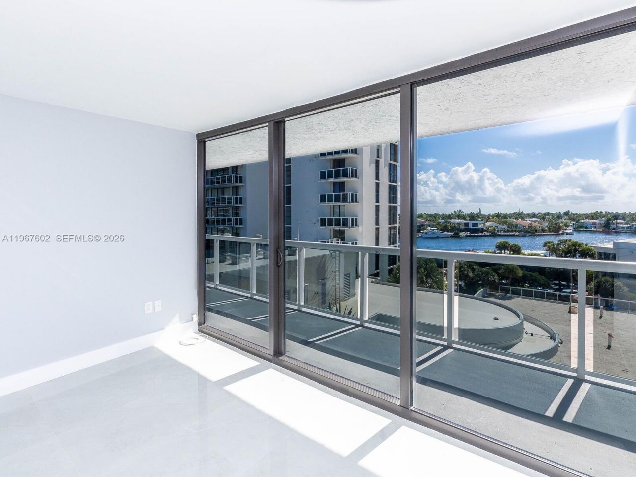 20505 E Country Club Dr, Unit 634, Aventura, FL 33180 Photo