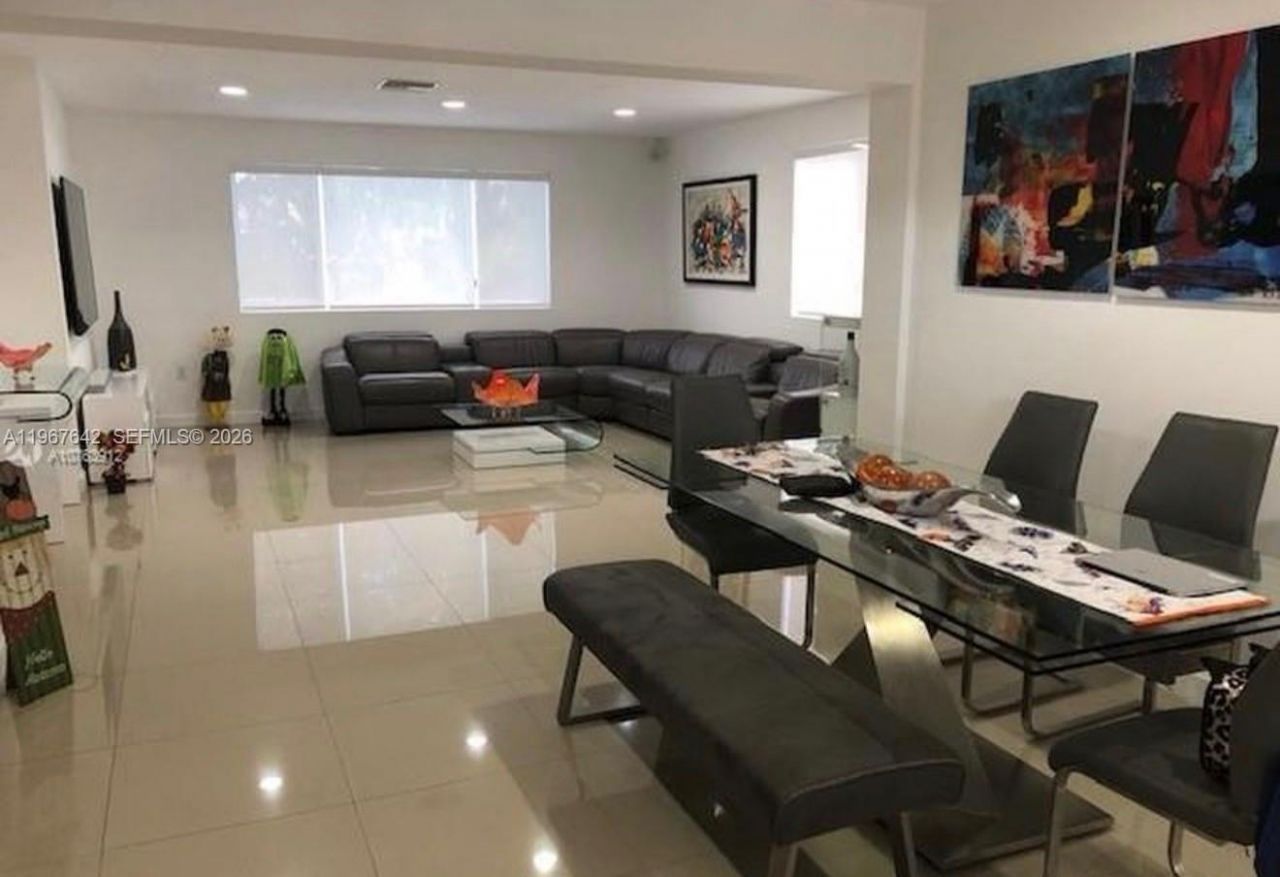 Please Call For Address, Miami, FL 33155 Photo