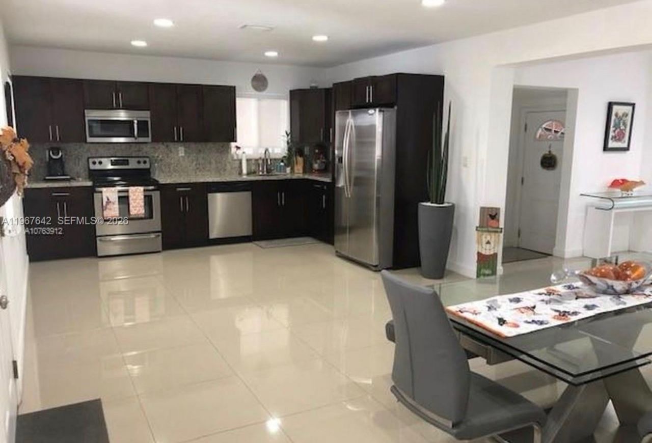 Please Call For Address, Miami, FL 33155 Photo