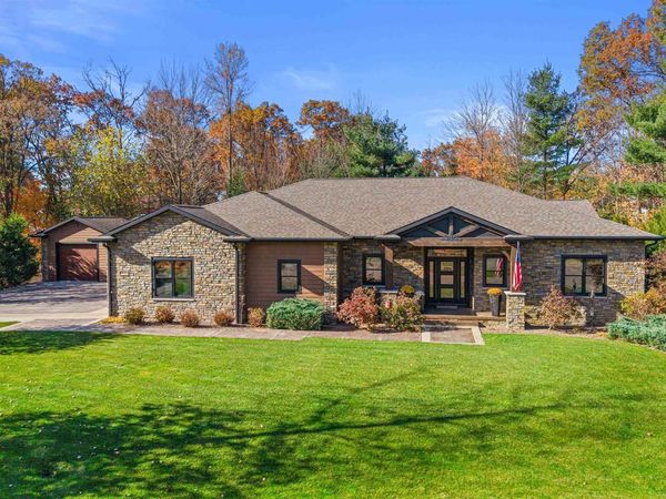 1855 WHITEWATER COVE, Plover, WI 54467