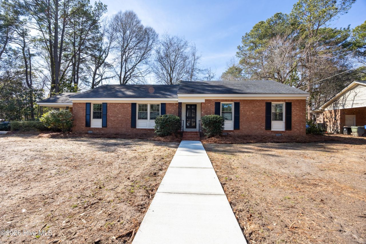 2103 Somerset Drive N, Wilson, NC 27893 Main Photo