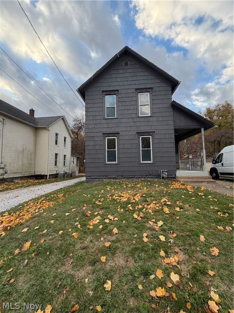 650 Kling Street, Akron, OH 44311 Main Photo