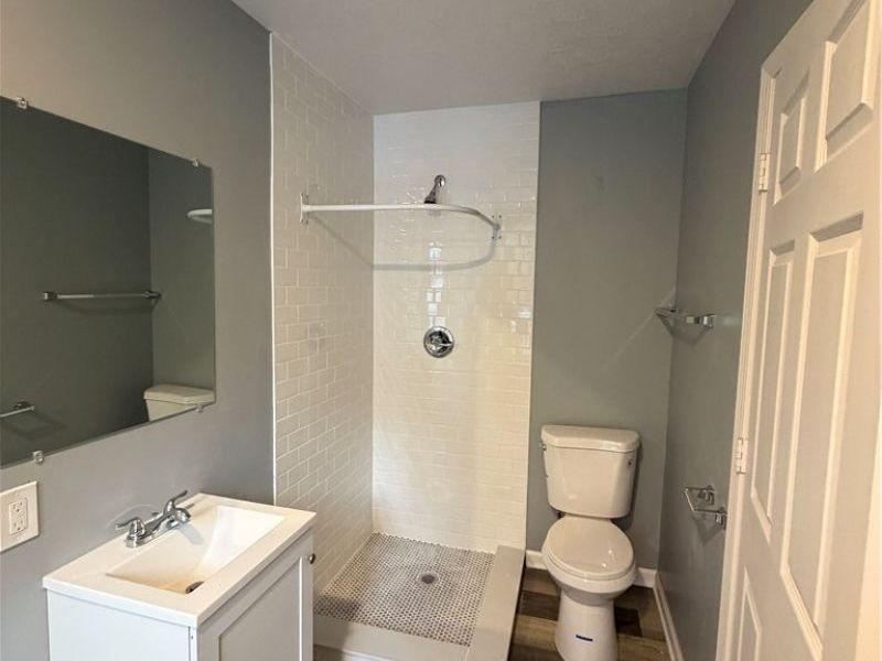 650 Kling Street, Akron, OH 44311 Photo 3