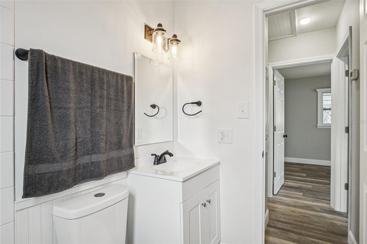 5428 Burlington Avenue N, Saint Petersburg, FL 33710 Photo