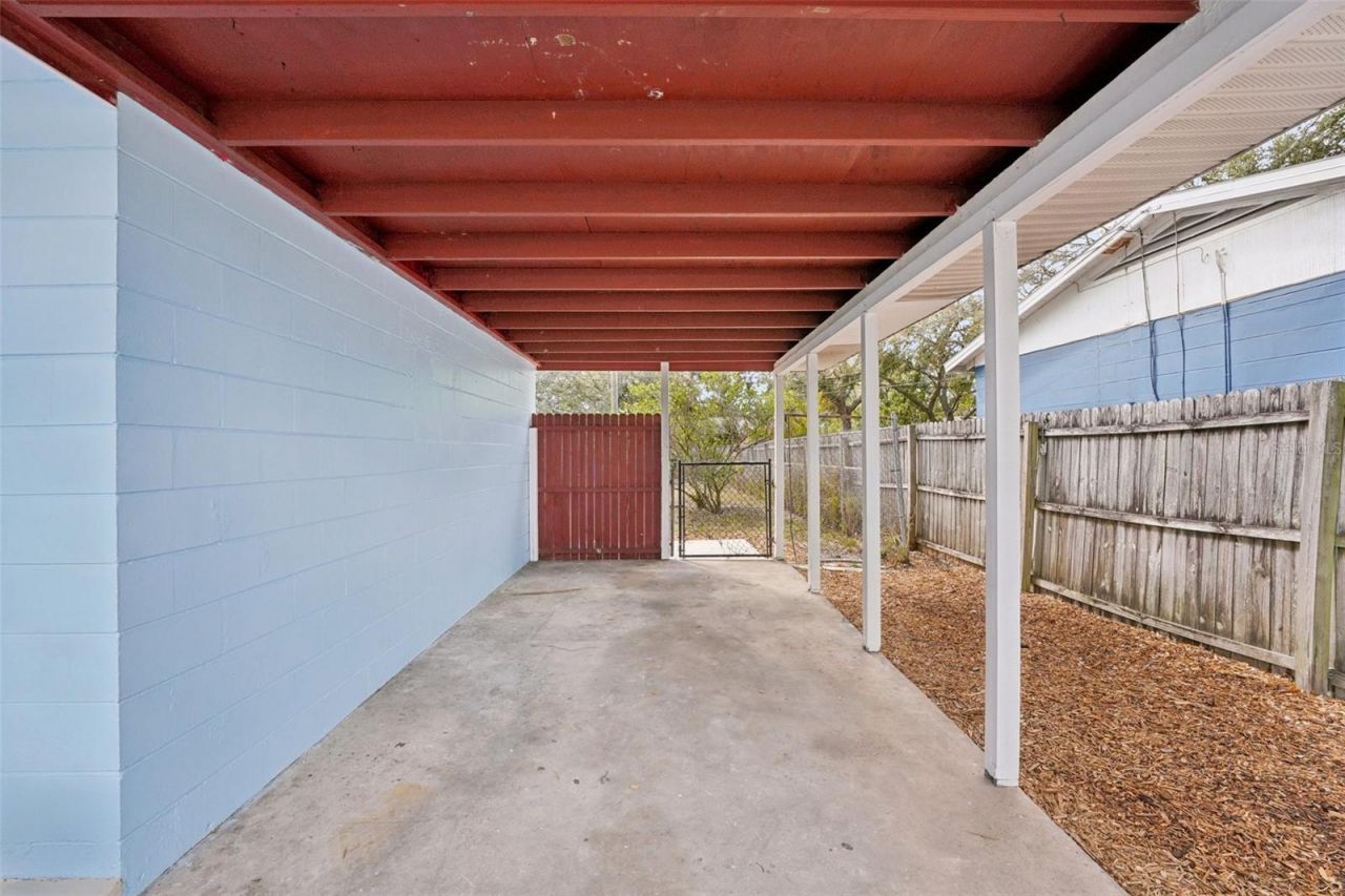 5428 Burlington Avenue N, Saint Petersburg, FL 33710 Photo