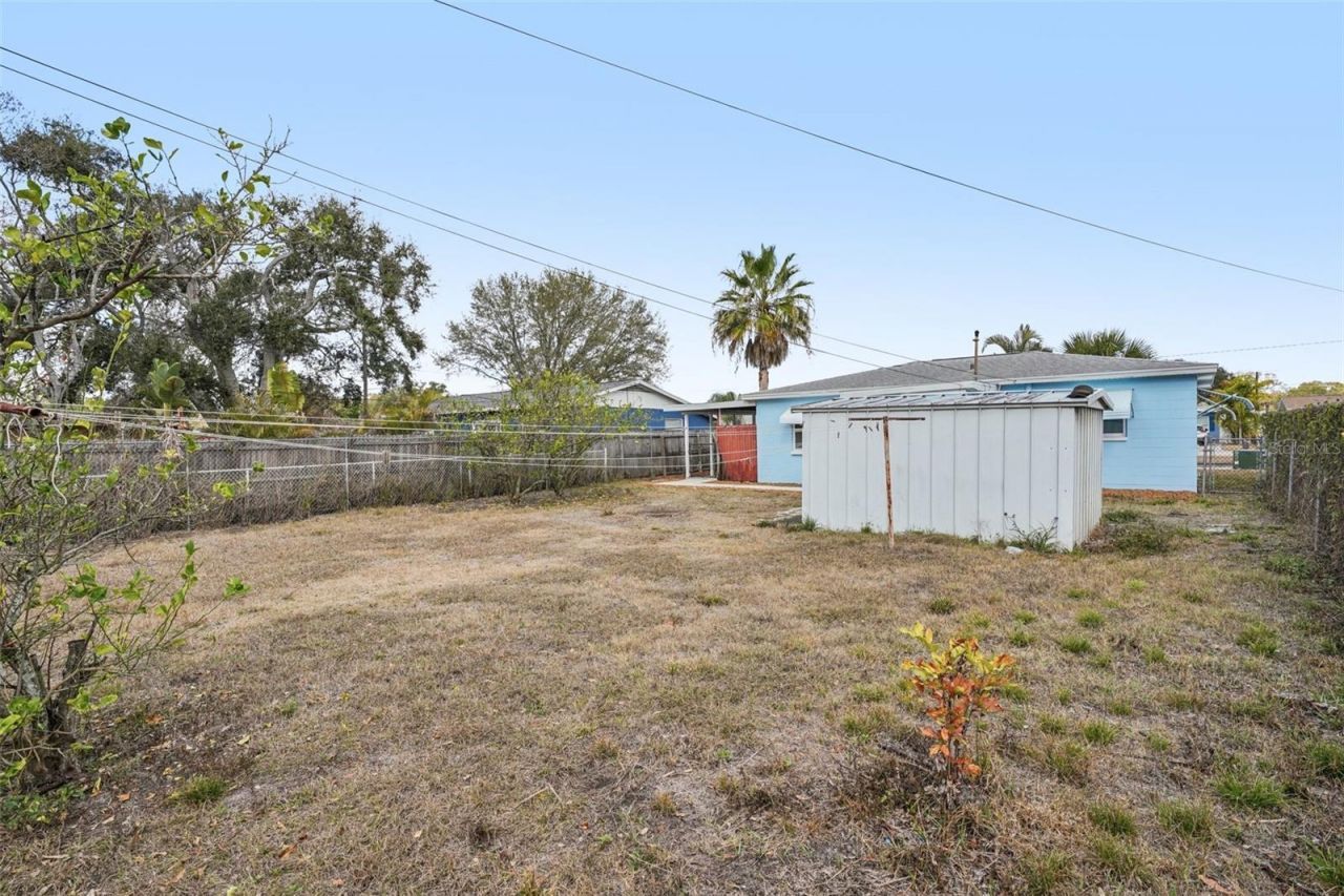 5428 Burlington Avenue N, Saint Petersburg, FL 33710 Photo