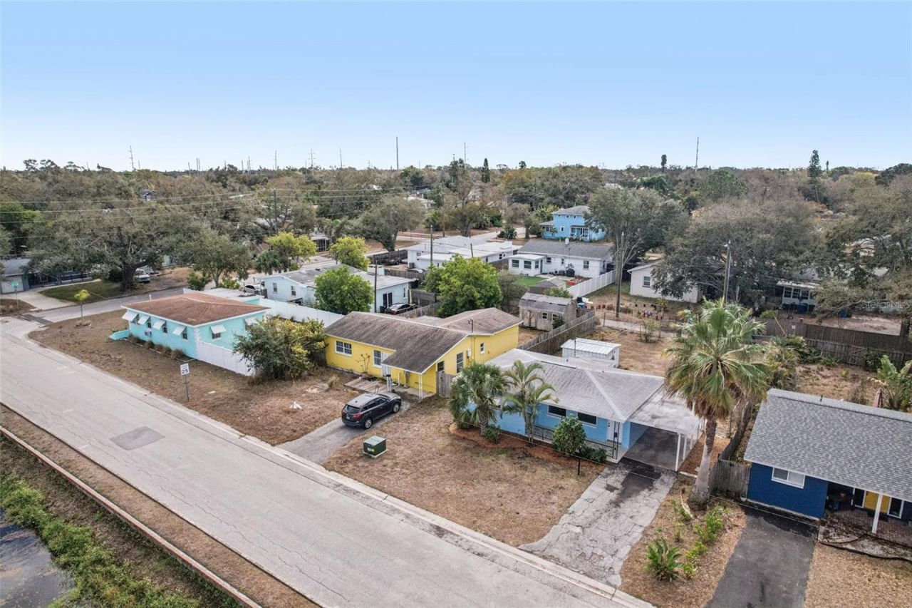 5428 Burlington Avenue N, Saint Petersburg, FL 33710 Photo