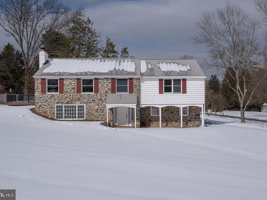 1105 Waterloo Road, Berwyn, PA 19312 Main Photo