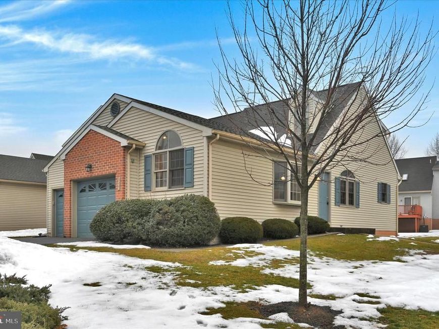 2098 Walnut St, Lebanon, PA 17042 Main Photo