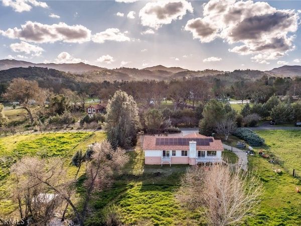 9121 San Diego, Atascadero, CA 93422