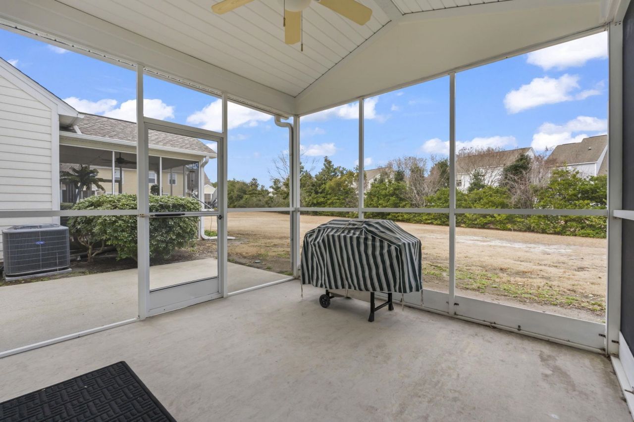 1005 Balmore Dr. Photo 22