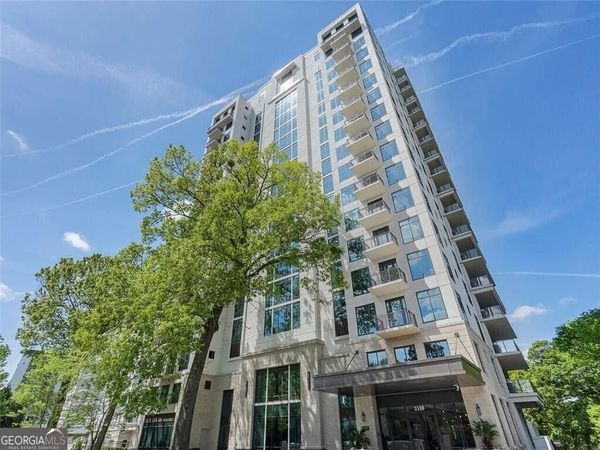 2520 Peachtree Road, Unit 602, Atlanta, GA 30305
