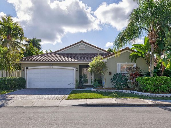12512 NW 10th Ct, Sunrise, FL 33323