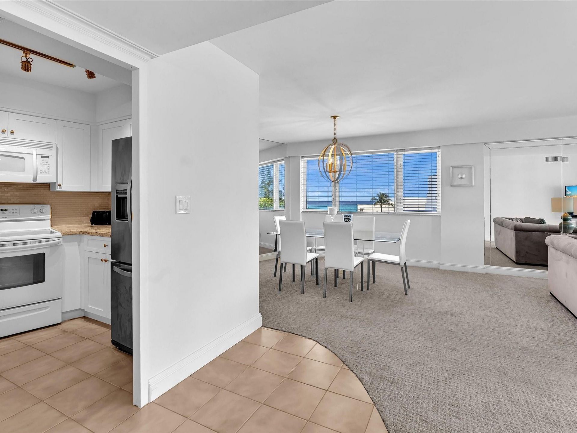 3000 Holiday Drive, Unit 603, Fort Lauderdale, FL 33316 Photo